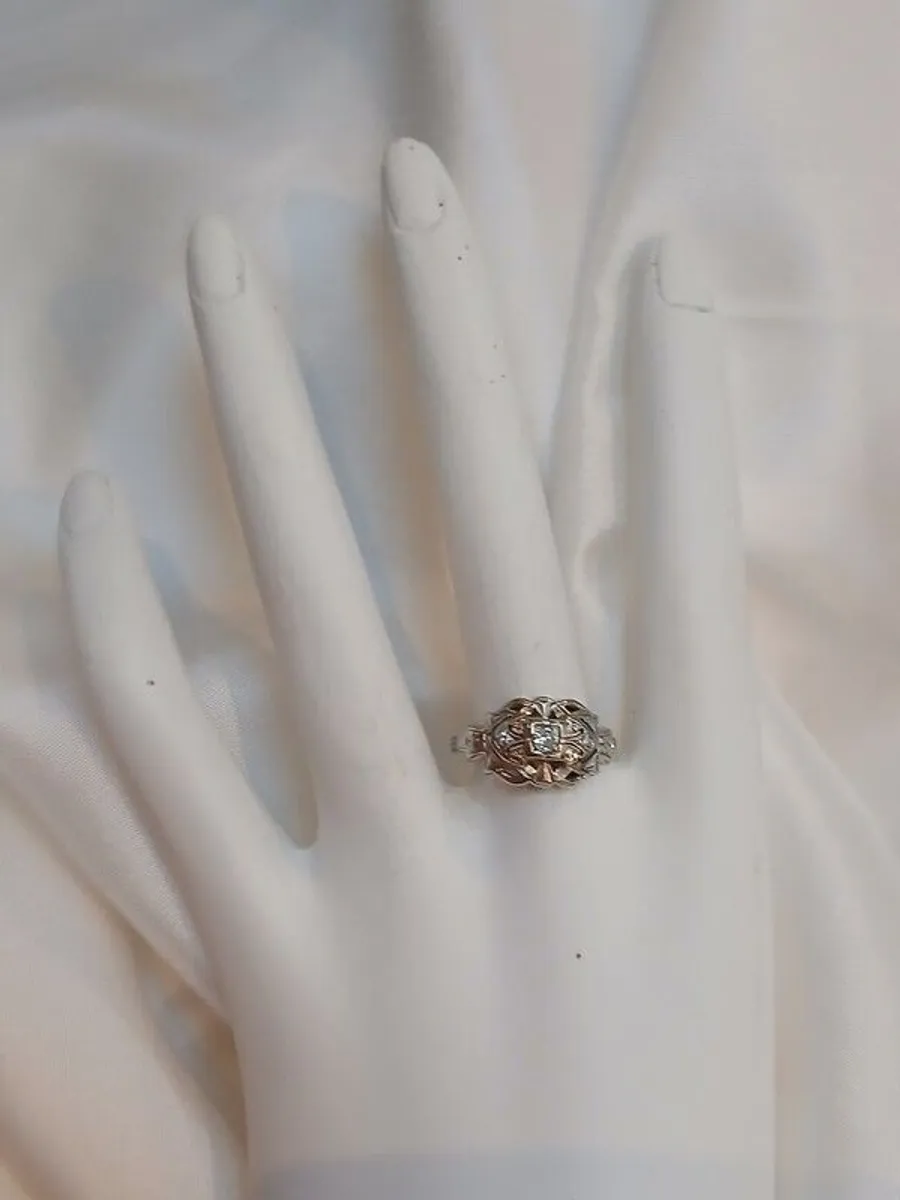 18k White Gold & Diamond Ring - Image 4