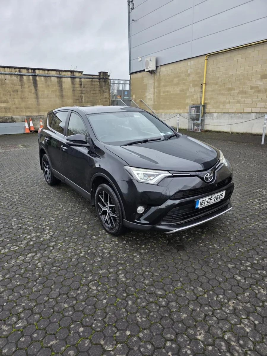 Toyota rav4 - Image 1