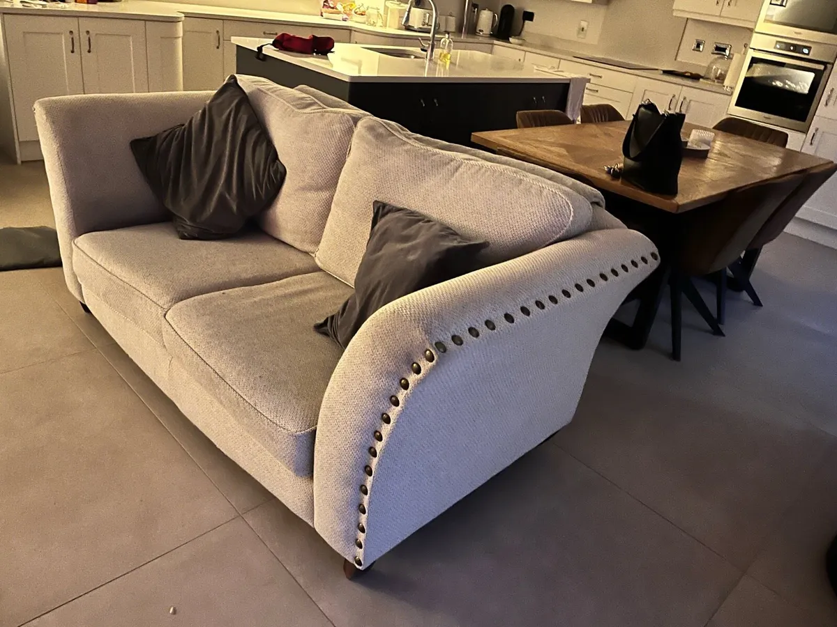 3 seater and a 2 seater - Image 3