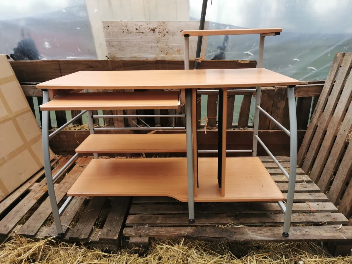 Office computer desk