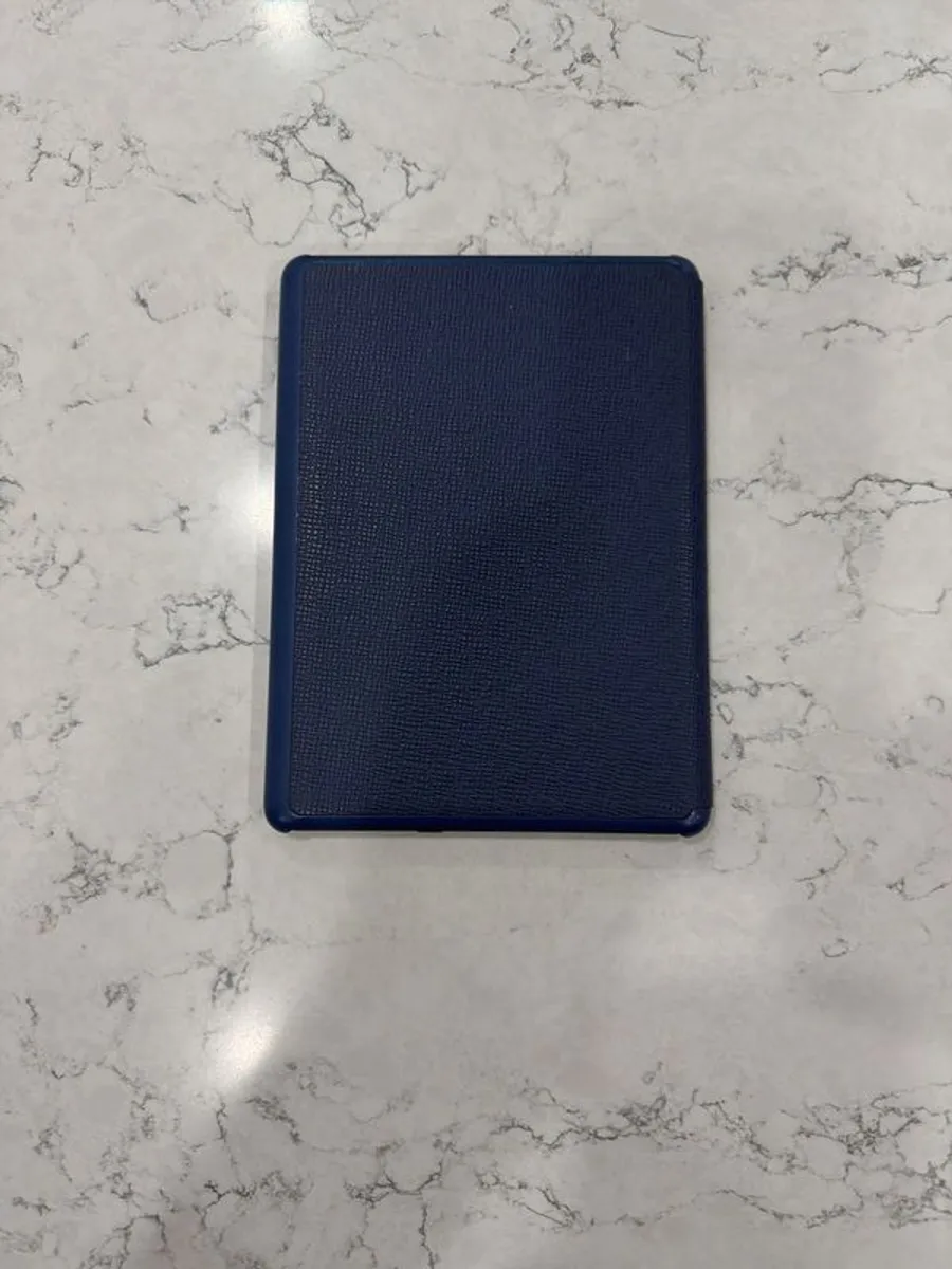 Amazon Kindle Paperwhite (newest gen) - Image 3