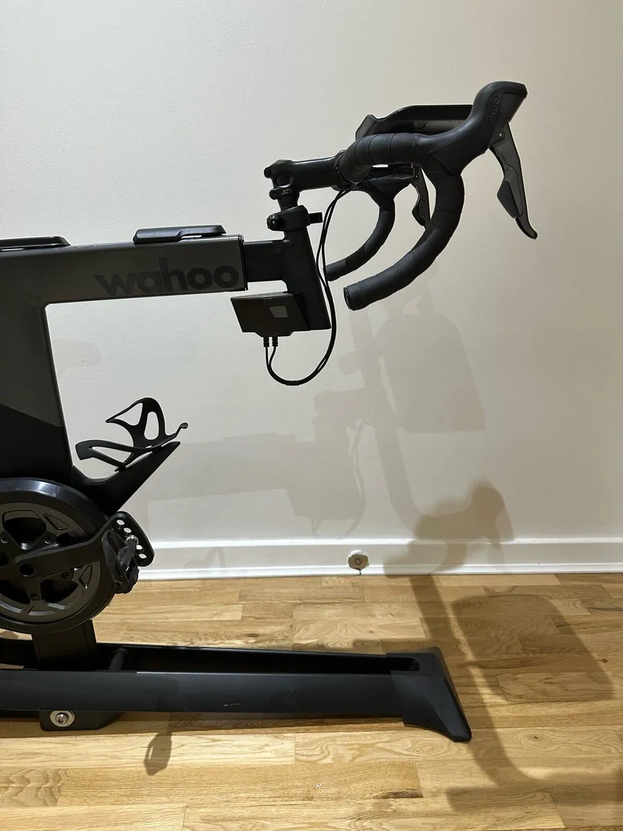 Wahoo Kickr Indoor Smart Bike Trainer - Image 3
