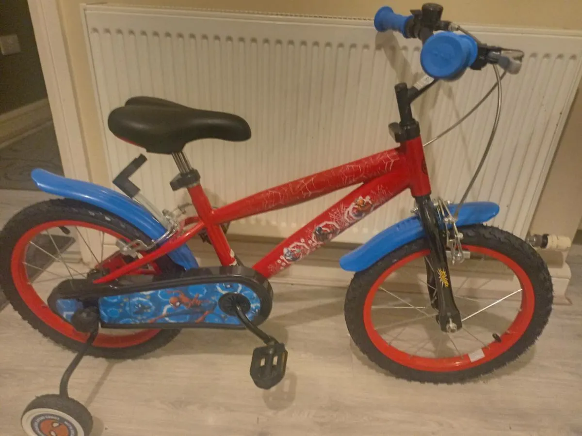 Kids spider man bike size 16 inch wheels. - Image 2