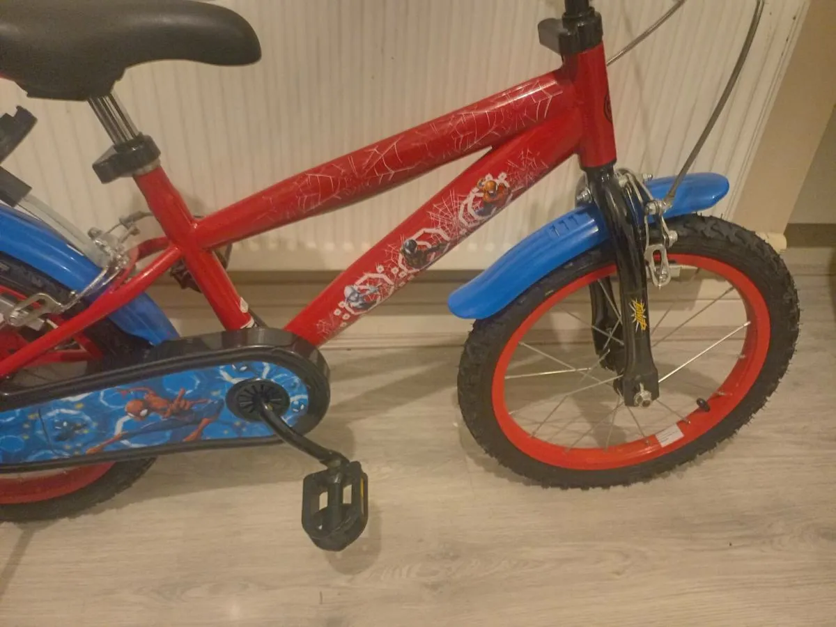 Kids spider man bike size 16 inch wheels. - Image 4