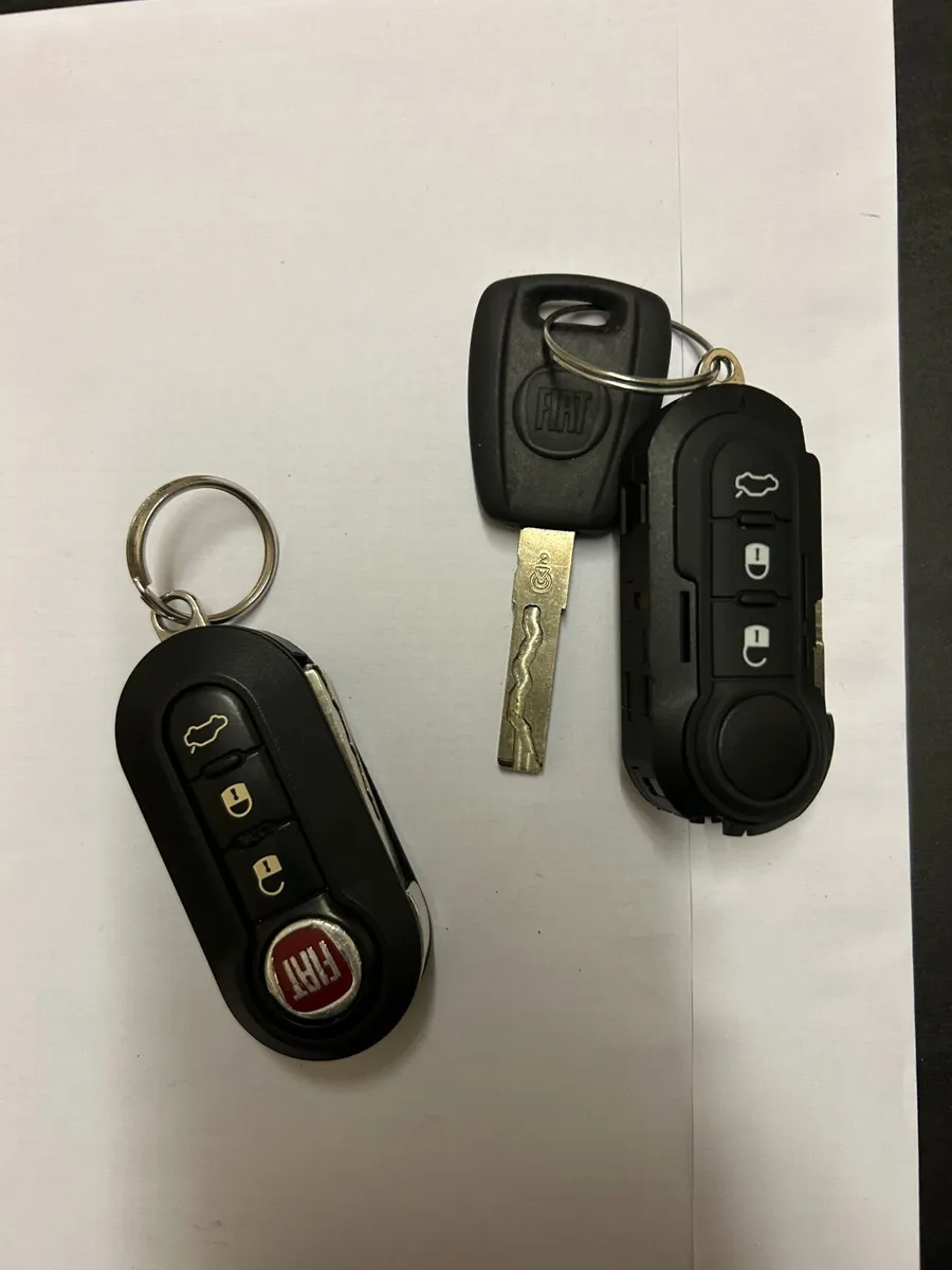 Fiat 500 2015 Manual 1.2 petrol - Image 2