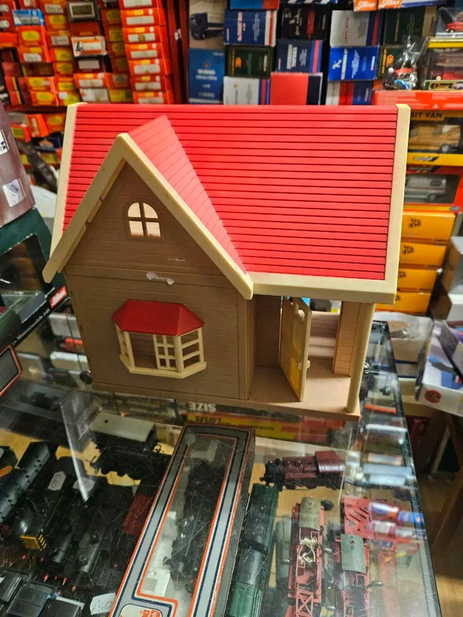 Sylvanian Famalies House - Image 1