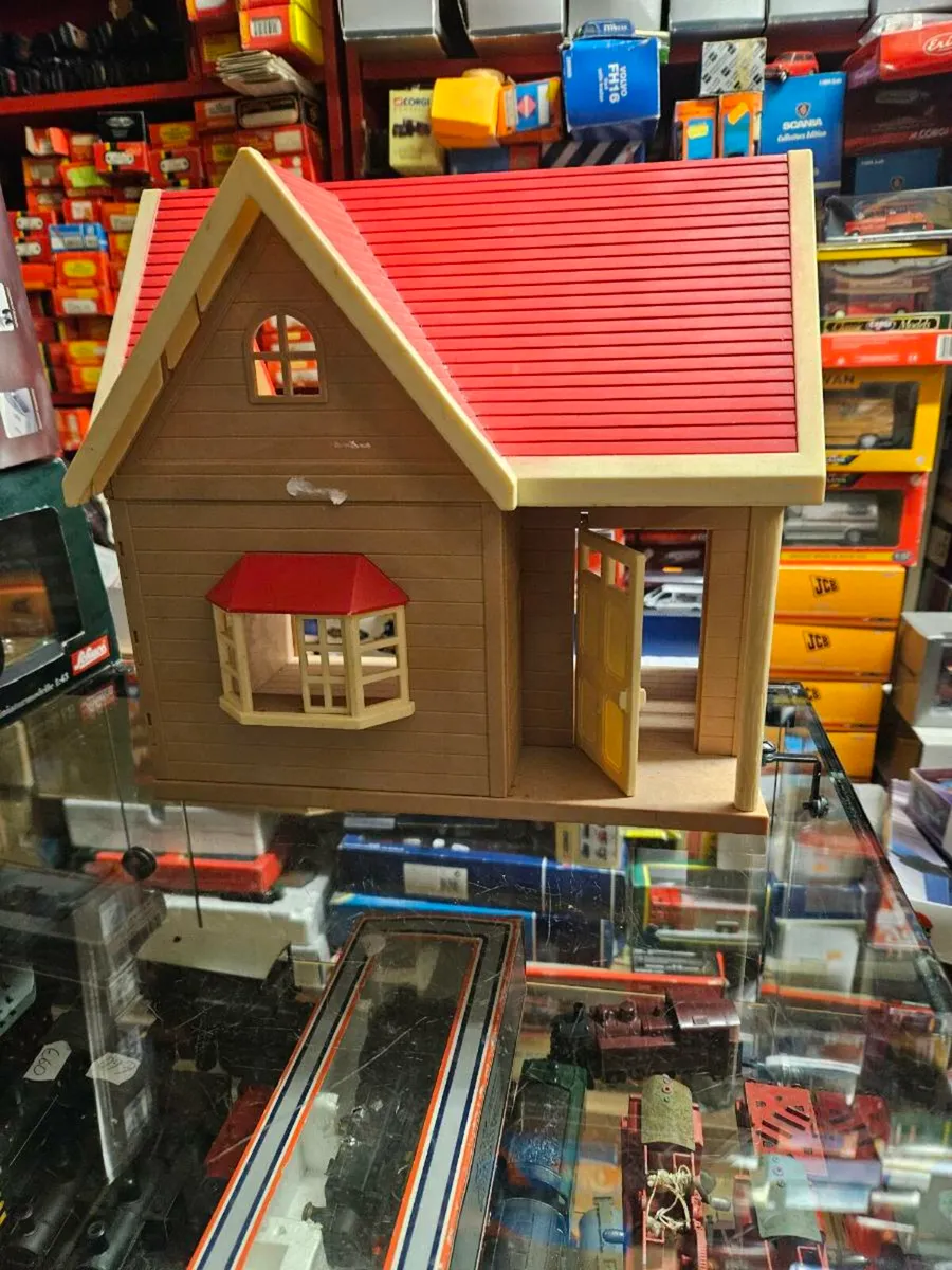 Sylvanian Famalies House - Image 2