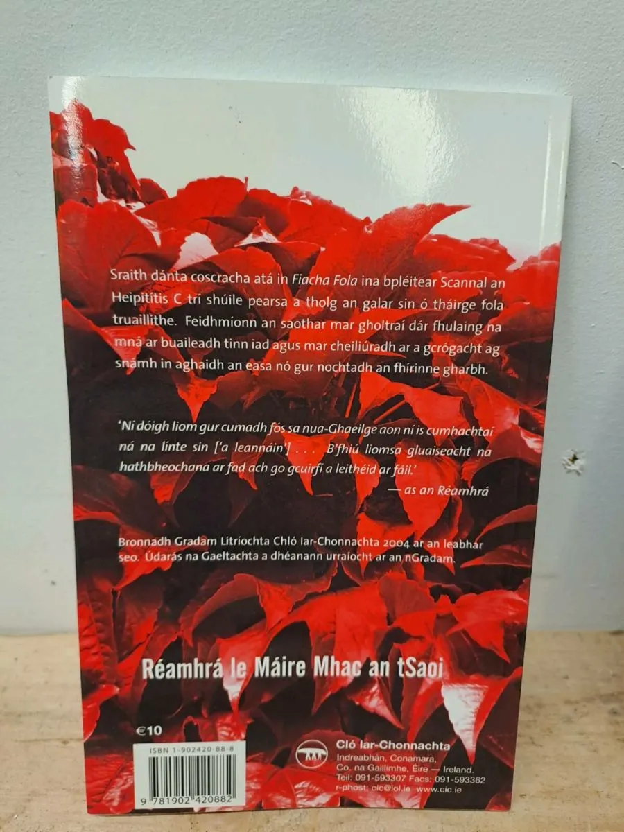 Irish poetry book 1st edition and signed - Image 2