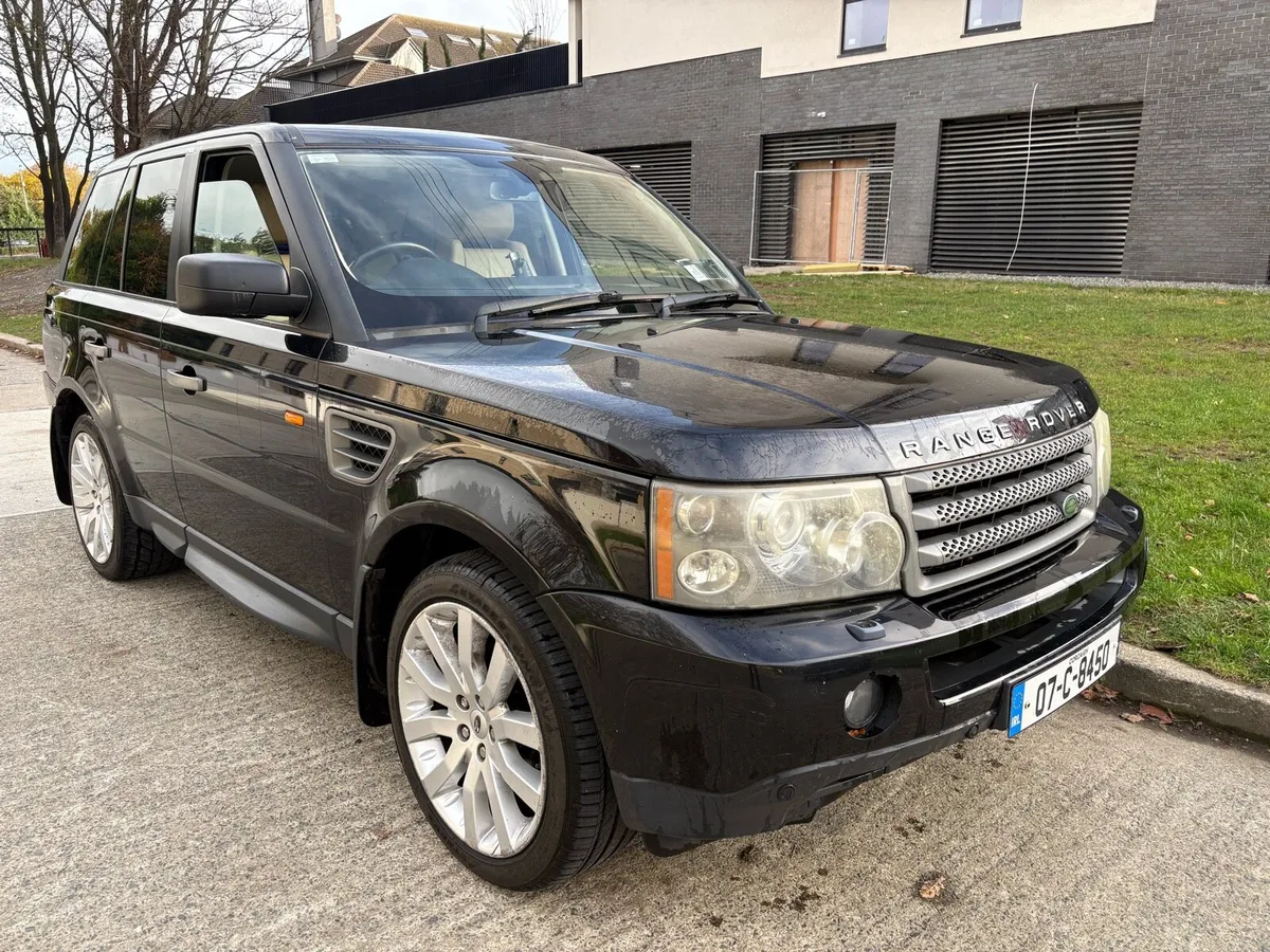 Range Rover sport 2.7 TDV6 5 Seat Crew Cab Tested - Image 1