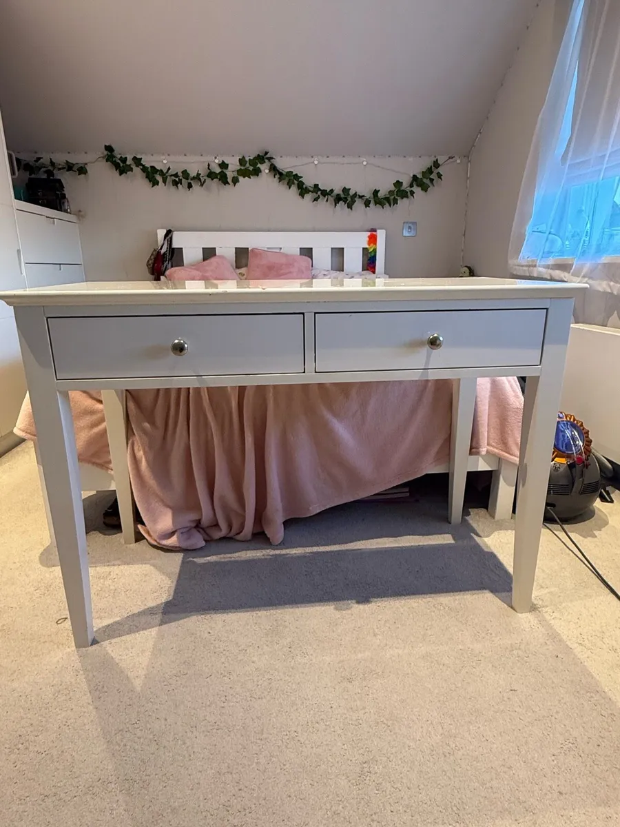 Dressing Table - free to take away - Image 1