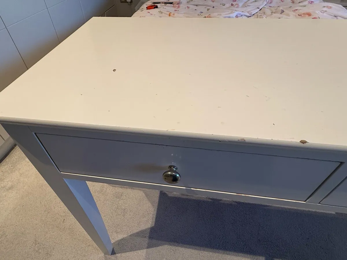 Dressing Table - free to take away - Image 2