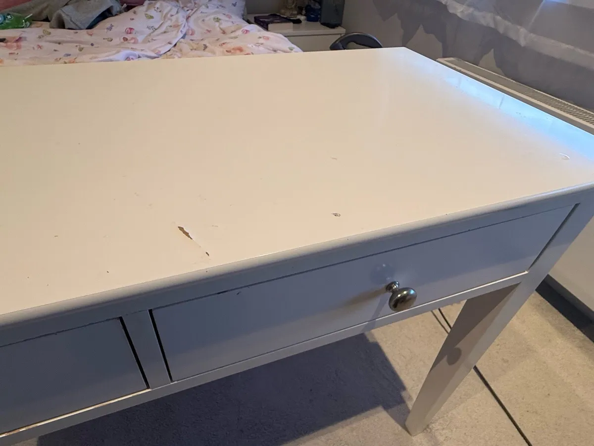 Dressing Table - free to take away - Image 3