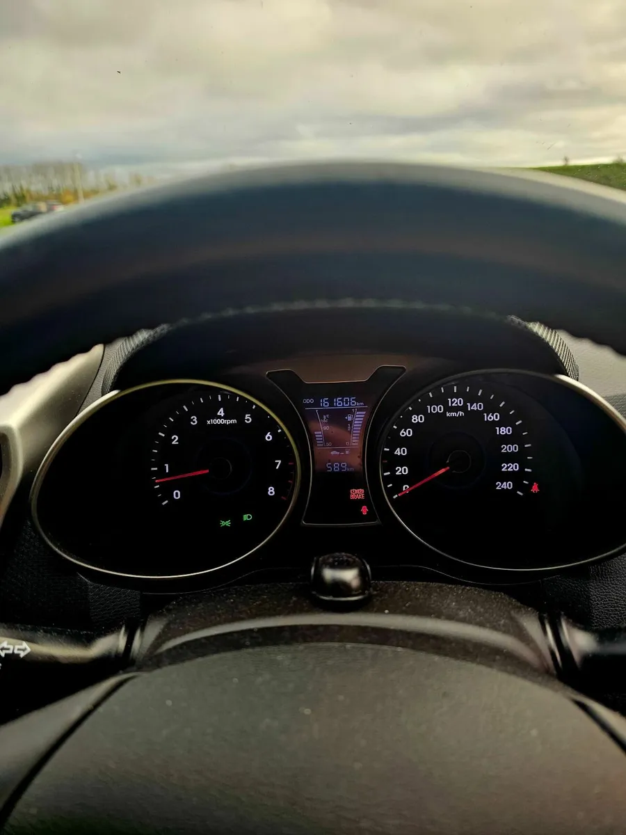 Hyundai Veloster 2012 - Image 4