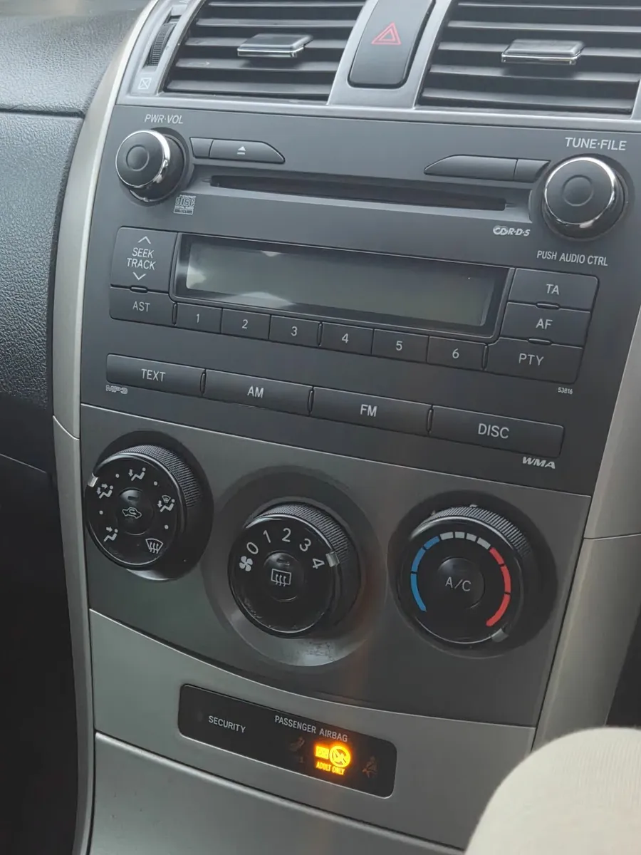 Toyota Corolla 2007 - Image 2