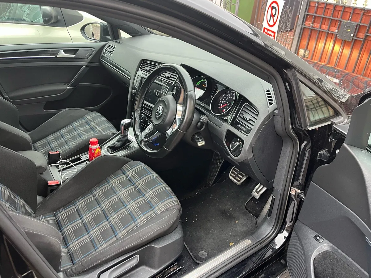 GOLF GTE - Image 3