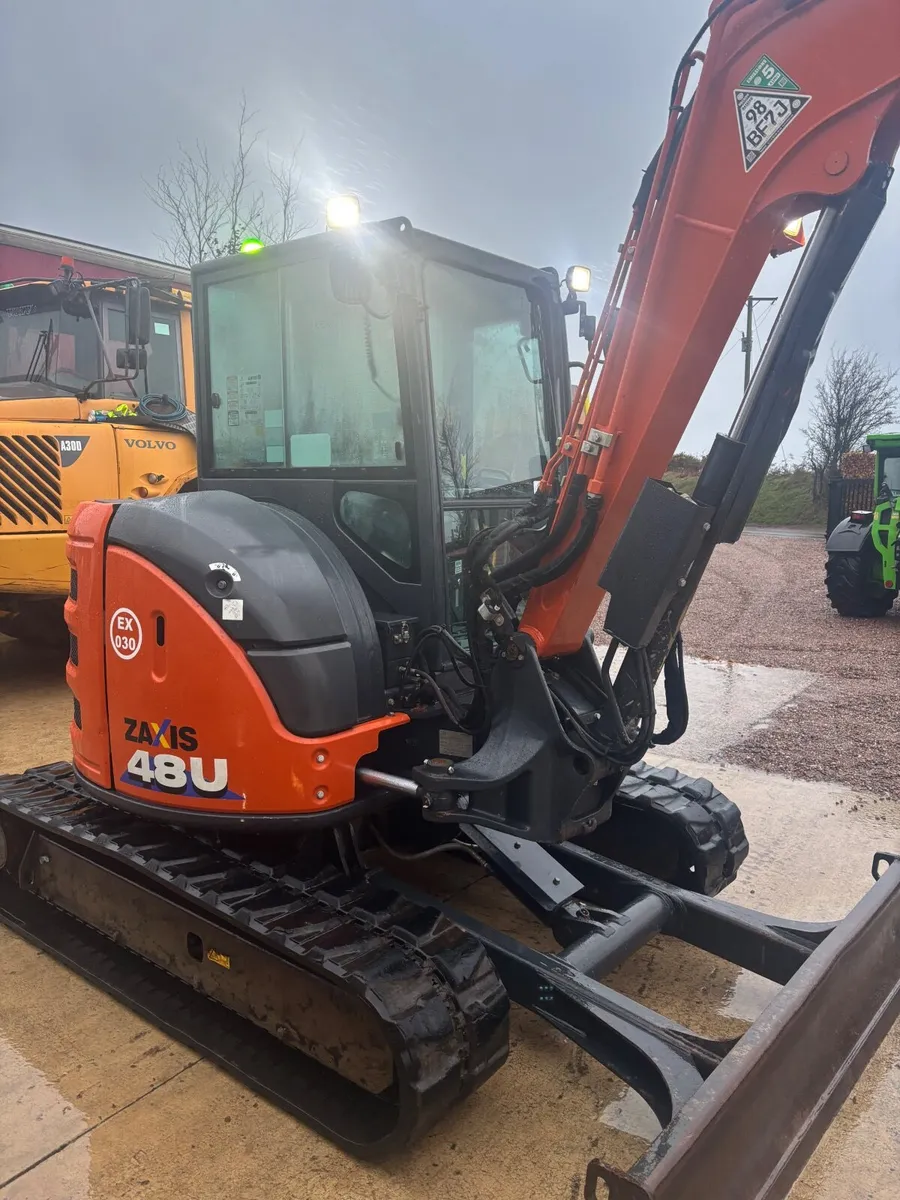 2022 Hitachi Zaxis 48U-6 - Image 4