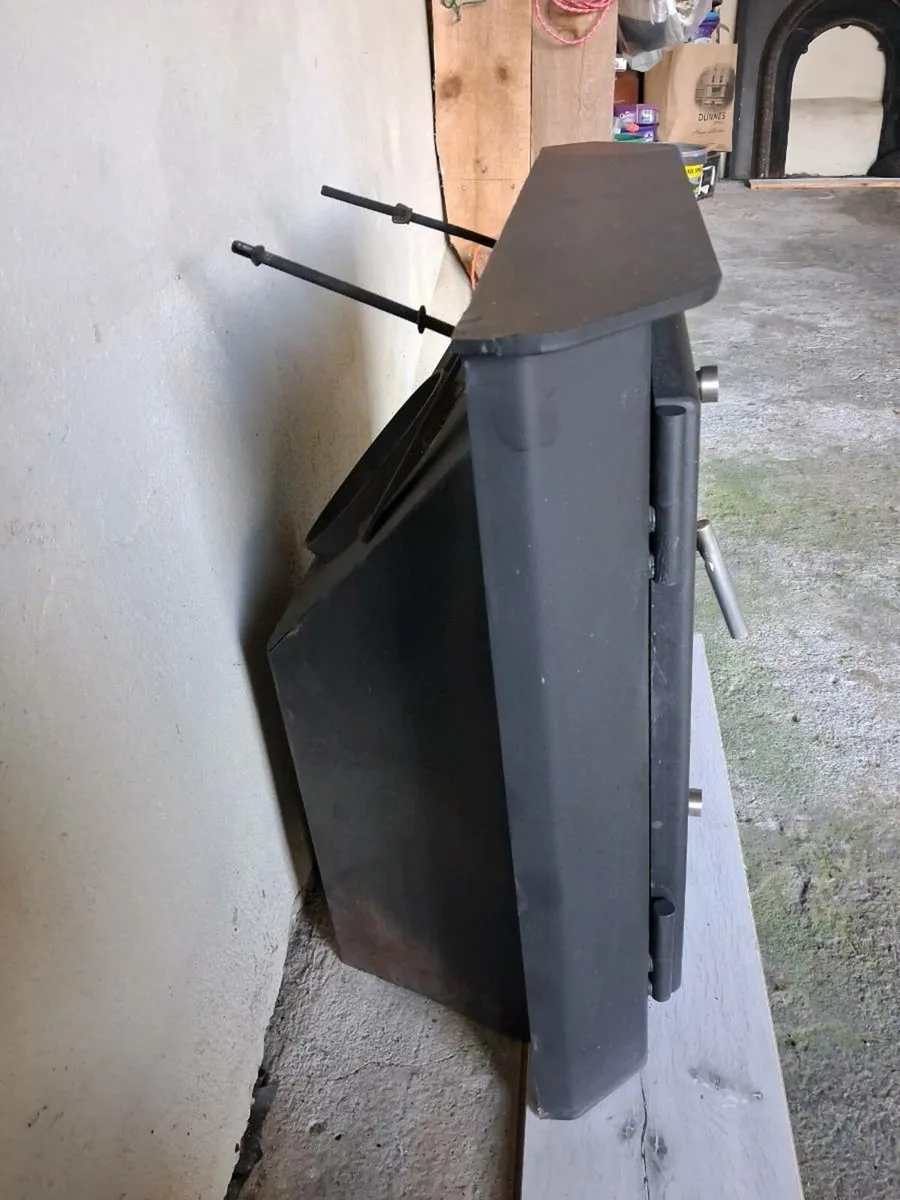 Stove for sale - Image 4