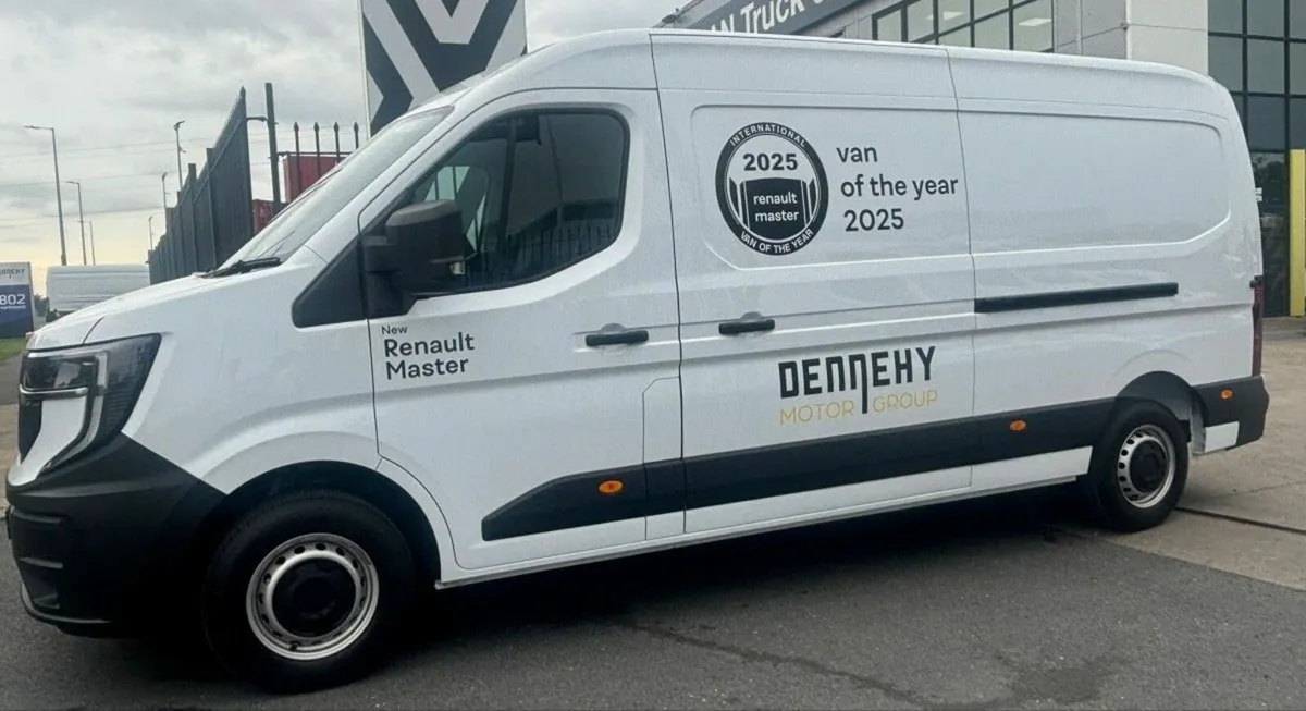 Renault Master EX DEMO - 2025(251) REDUCED - Image 2