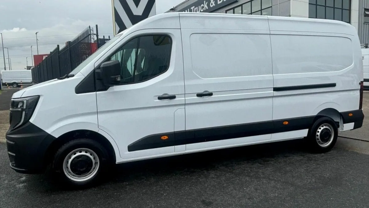 Renault Master EX DEMO - 2025(251) REDUCED - Image 2