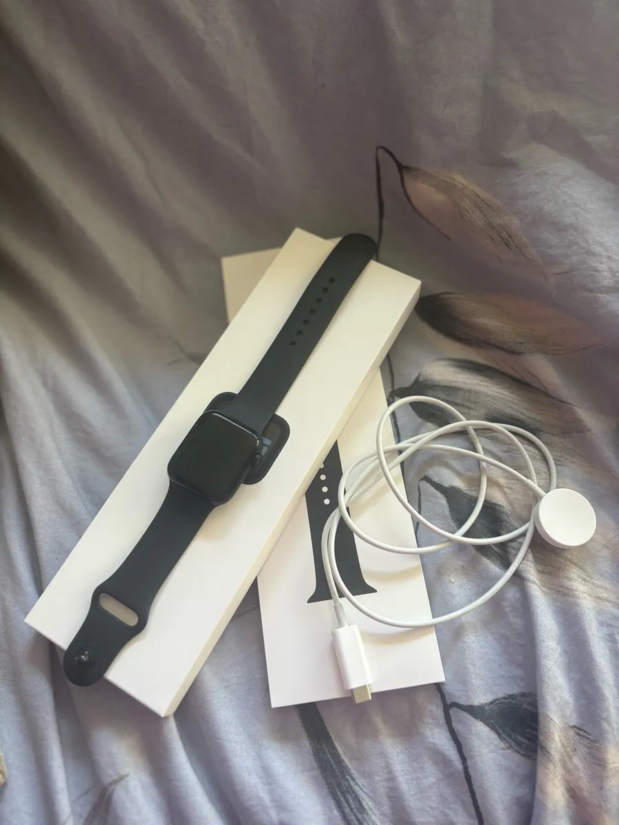 Apple Watch SE (Gen 2 )