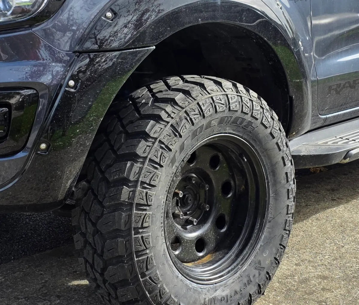 4 brand new tracmax X privilo mtt 285/70/R17 tires - Image 1