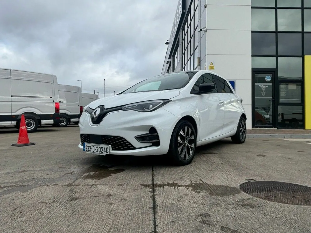 Renault Zoe HEAVILY DISCOUNTED EV COMMERCIAL - Image 1