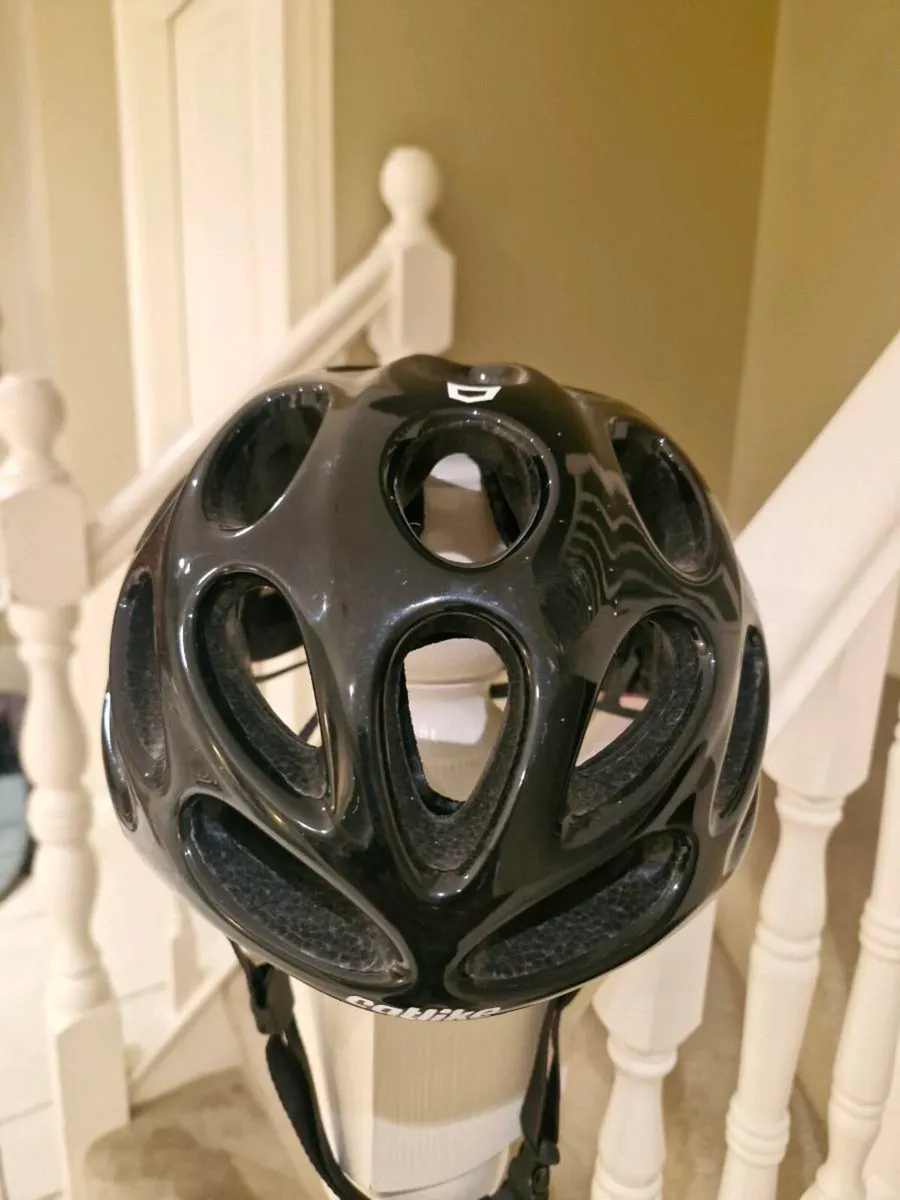 Road cycling helmet - Image 3