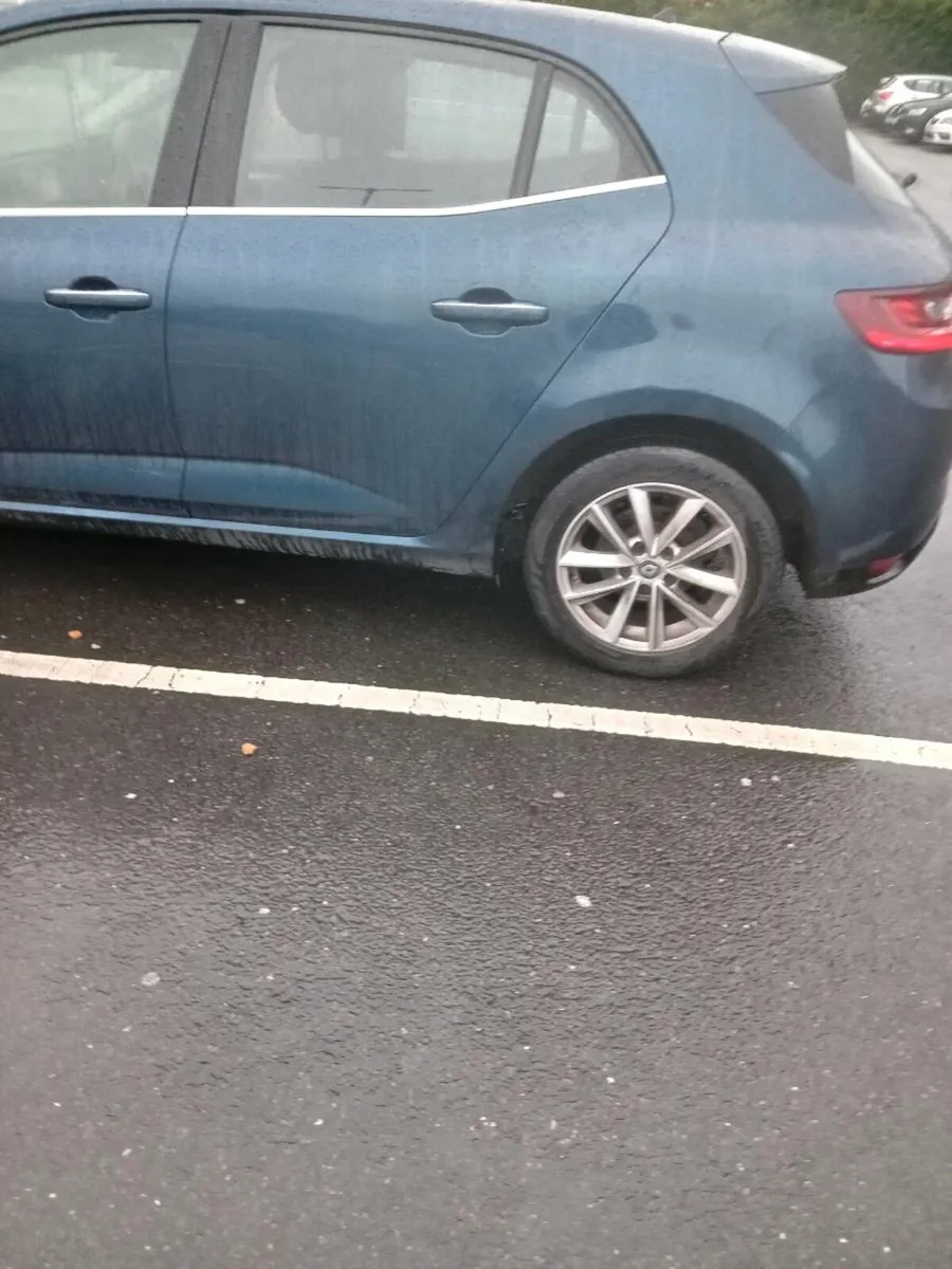 171 Renault megane - Image 4