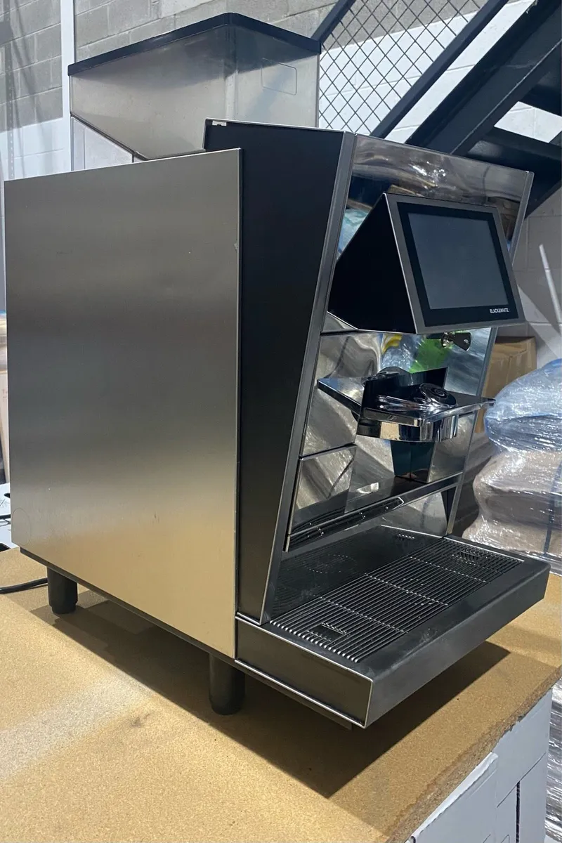 Thermoplan Black and White - Image 2