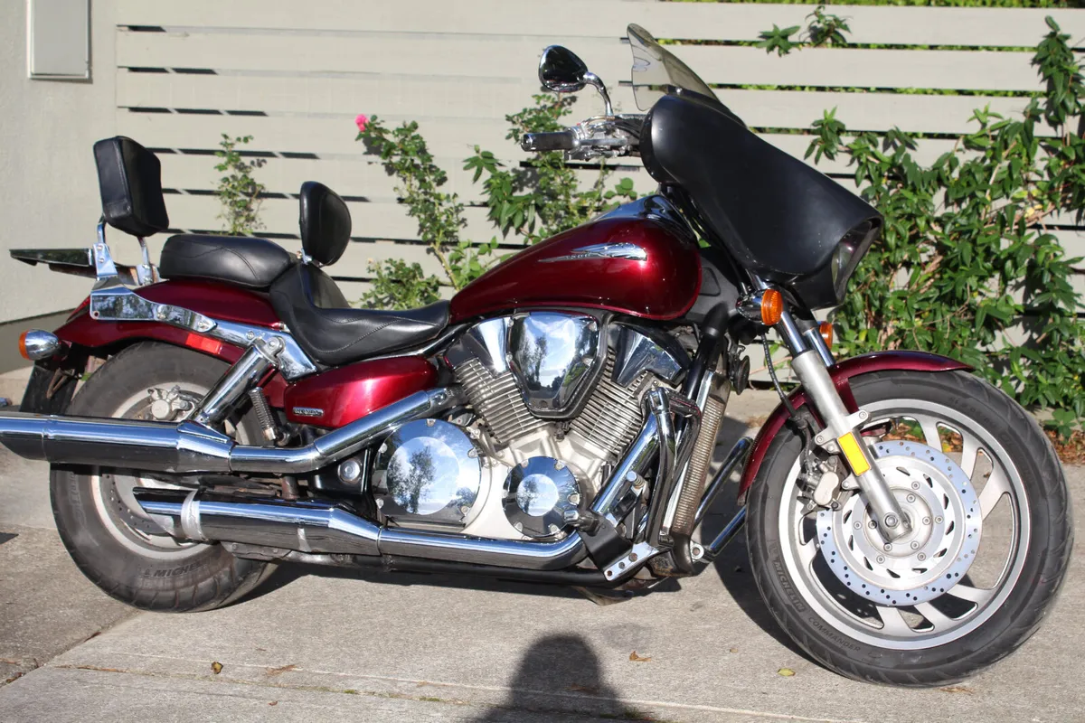 2006 Honda VTX 1300 - Image 1