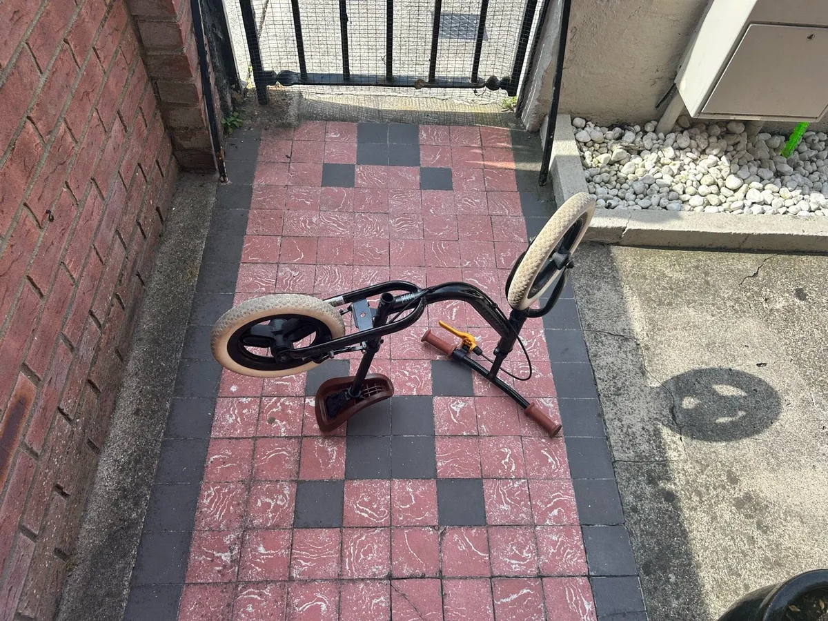 Kids balance bike - Image 4