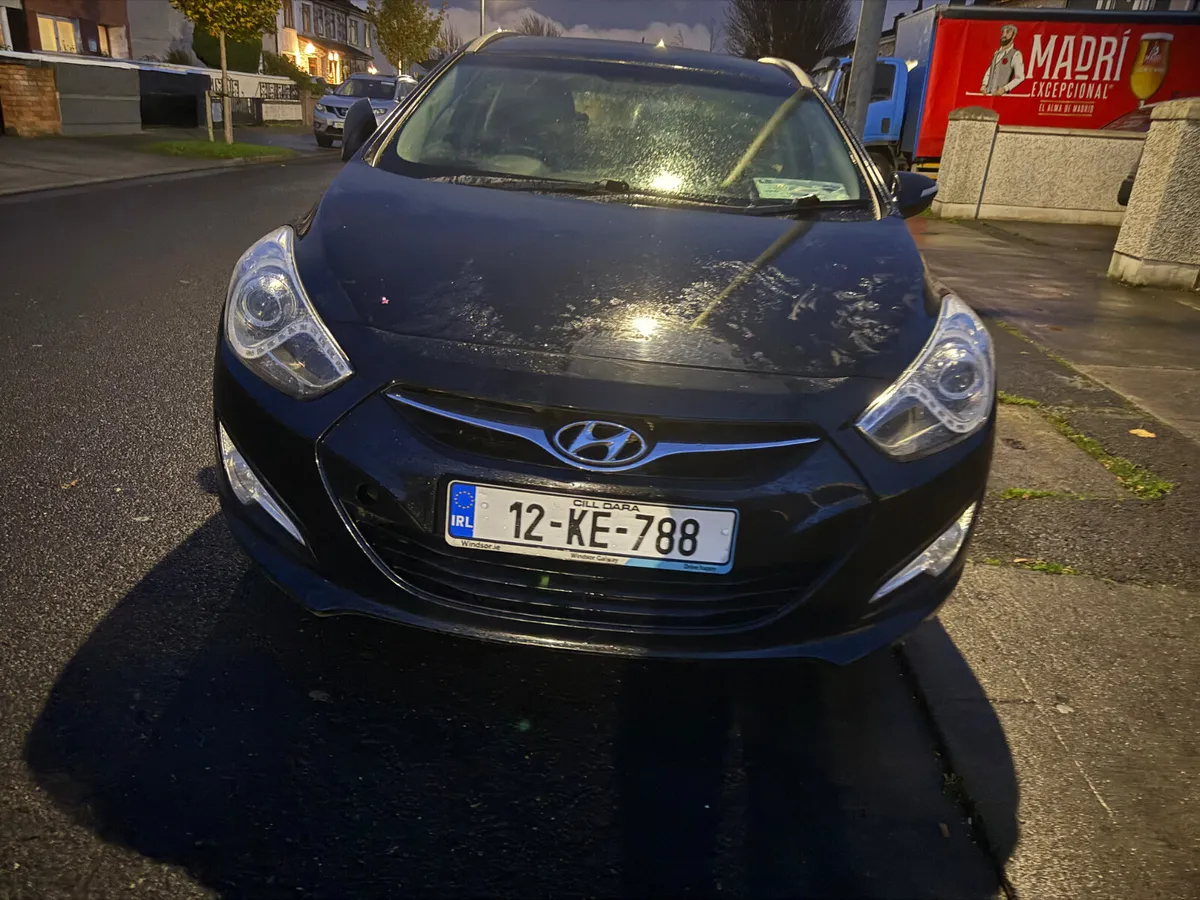 2012 Hyundai i40 estate - Image 4
