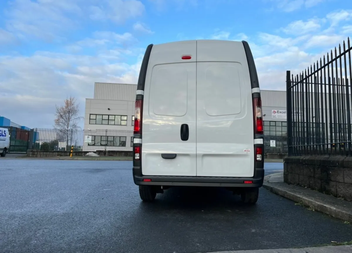 Renault Trafic L2H2 HR 150 - Image 4