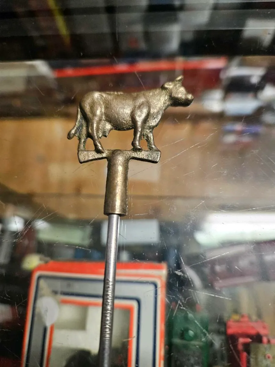 Vintage Brass Meat Skewer - Image 2