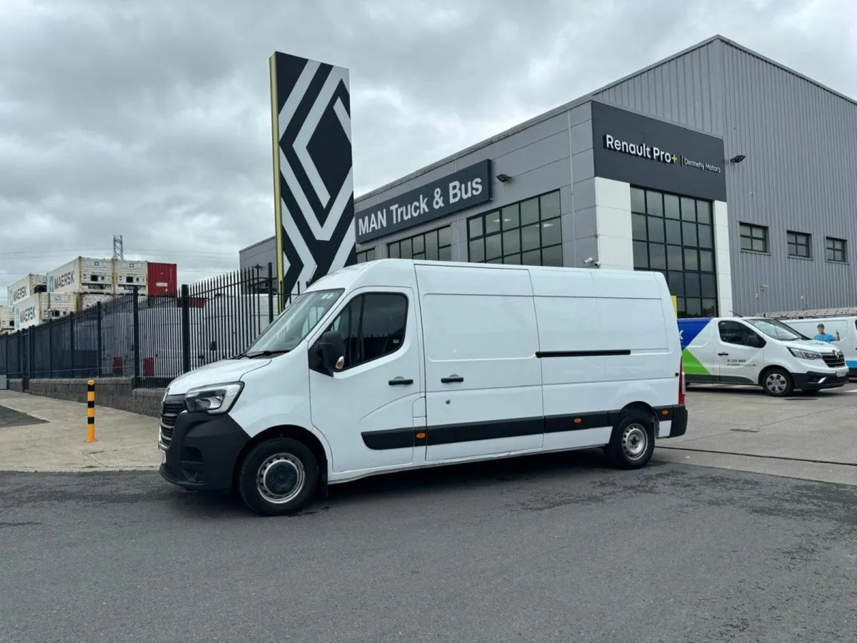 Renault Master FWD LM35 dCi 135 Business - Image 2