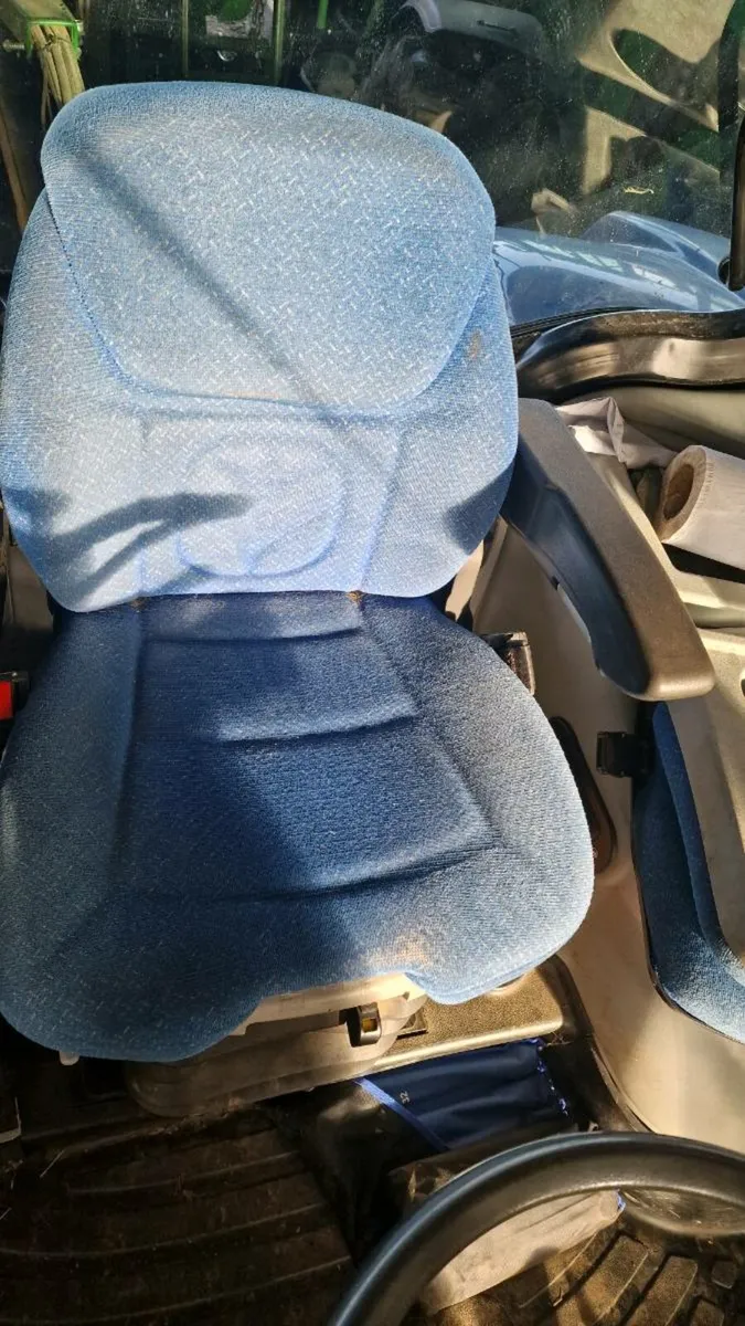 T6080 for sale with or without front pto - Image 3