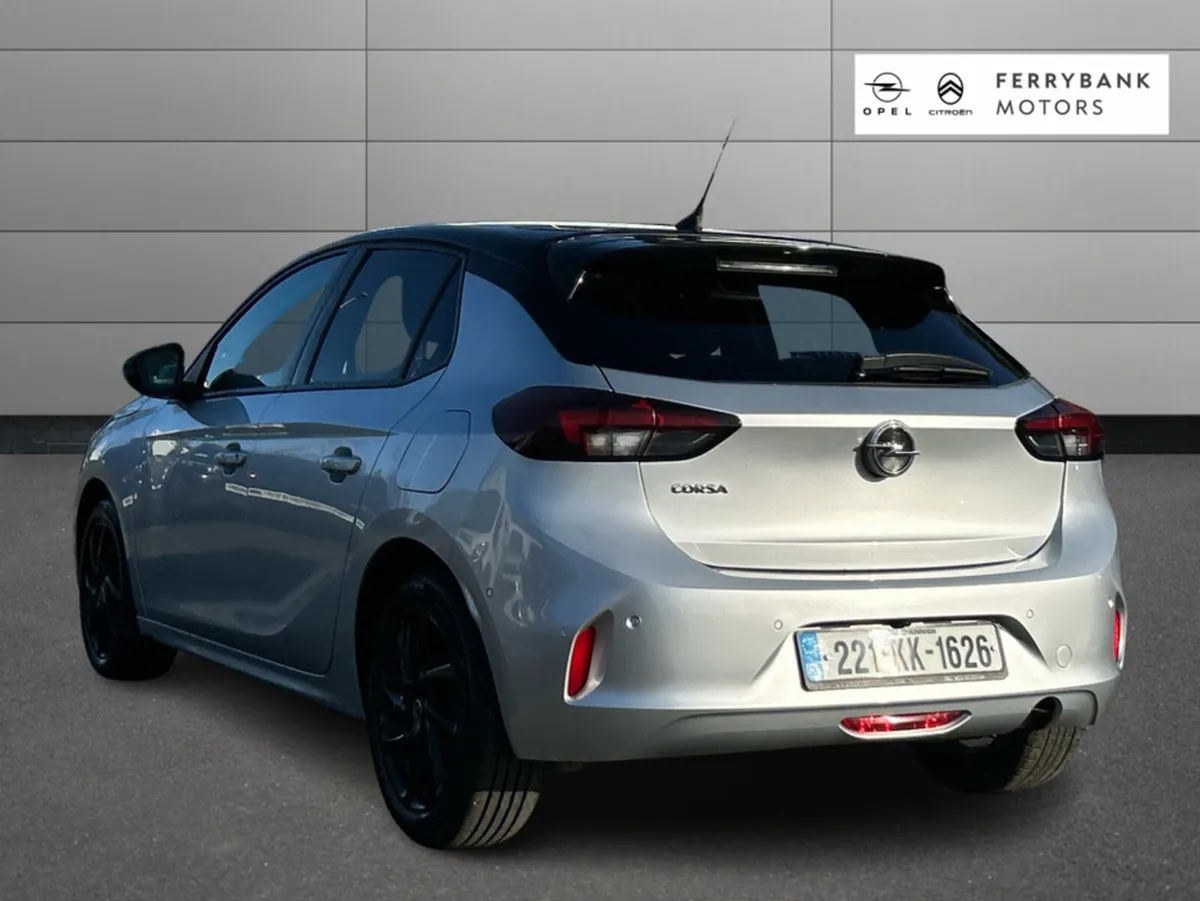 Opel Corsa SPORT 1.2 75PS-PET-5SP 4DR - Image 4