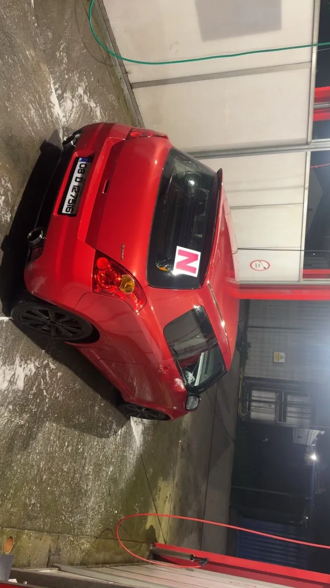 Suzuki Swift Sport - Image 2