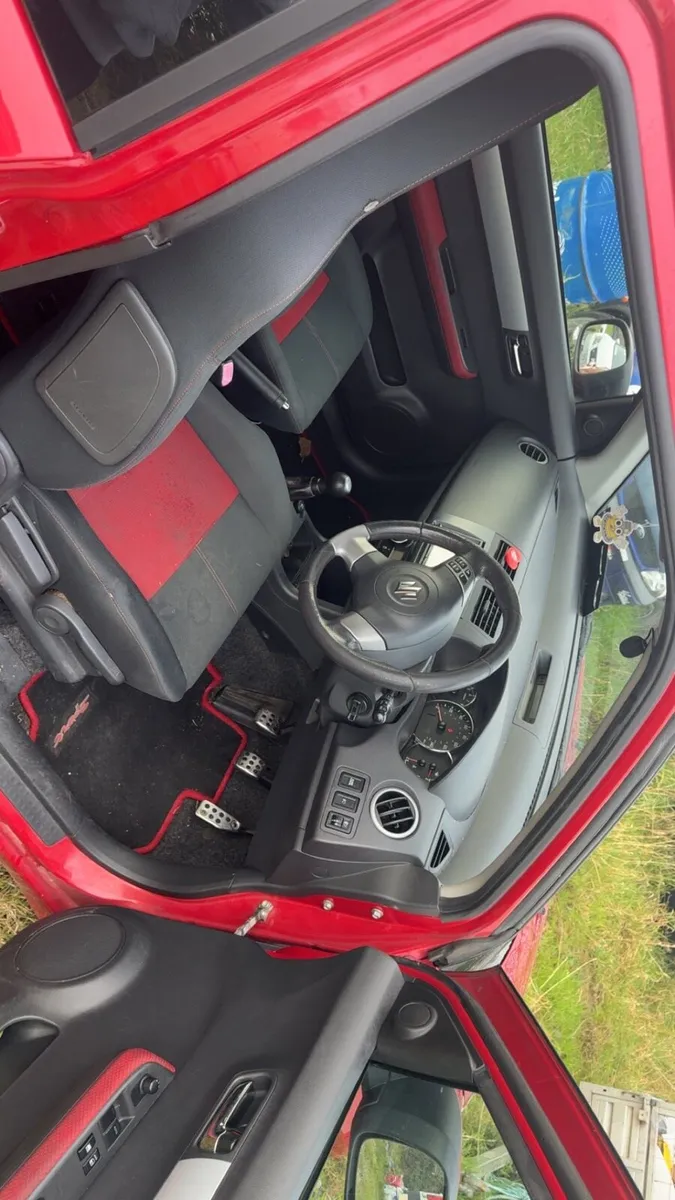 Suzuki Swift Sport - Image 4