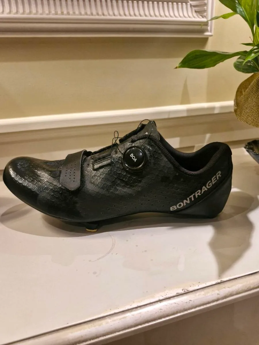Bike shoes - Image 1