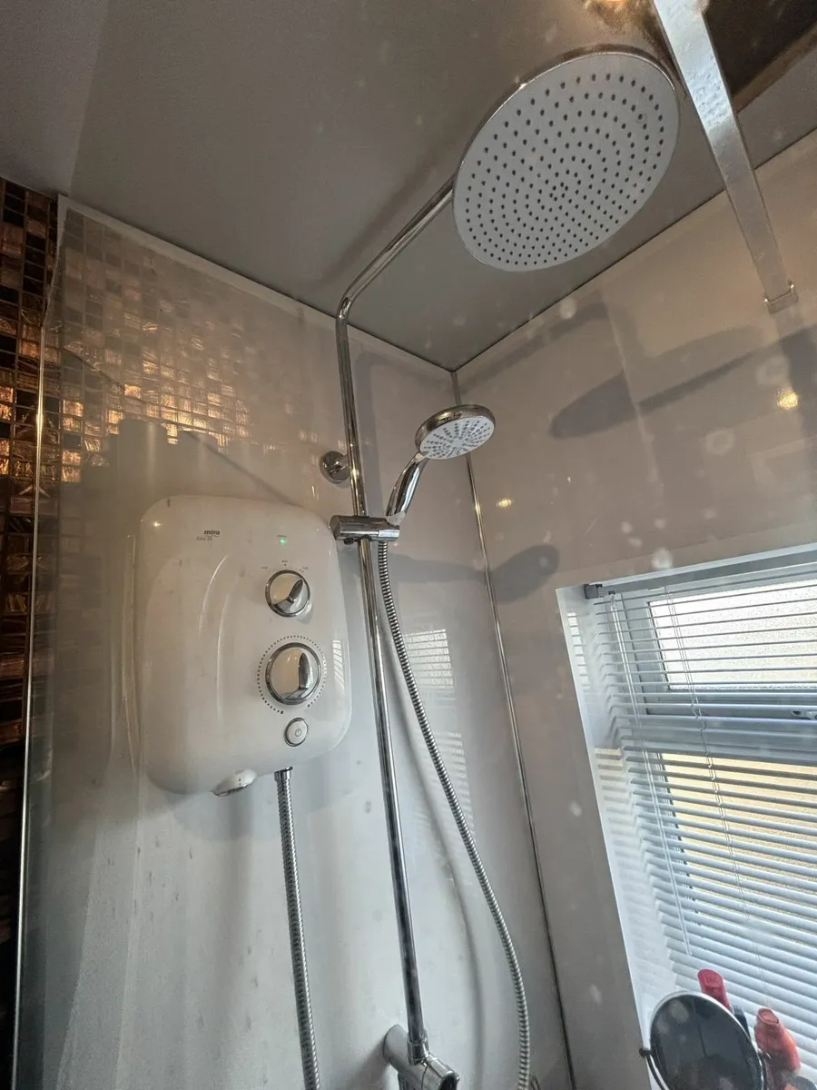 Mira Elite SE shower 10.8kw with dual heads - Image 2
