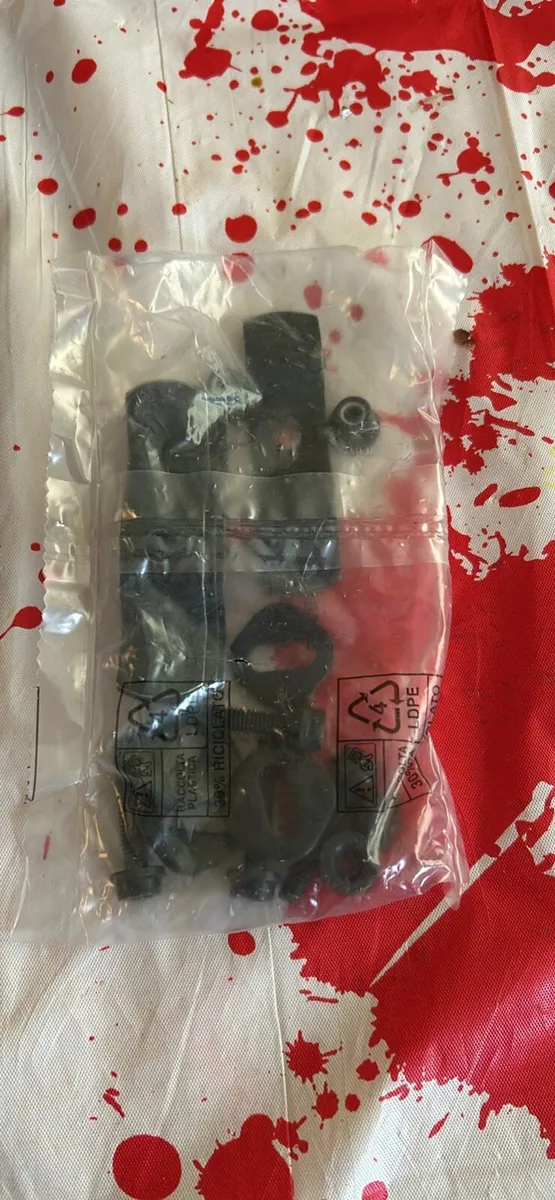 GIVI UNIVERSAL PLATE - Image 4