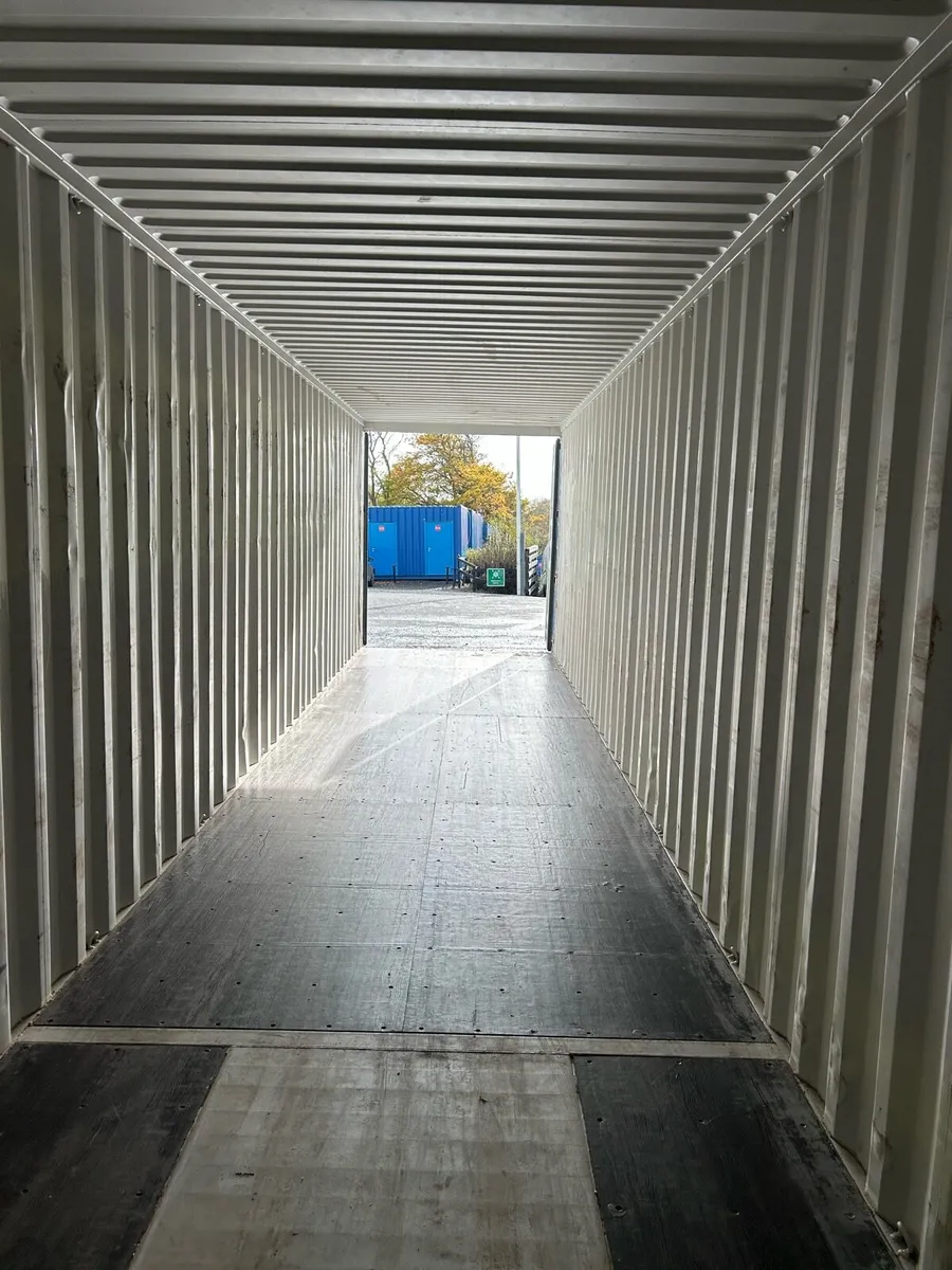 Shipping container - Image 4