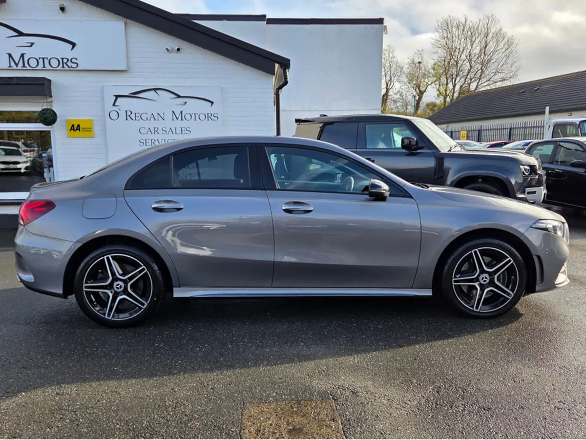Mercedes-Benz A-Class (222) A250E AMG-LINE PREMIUM - Image 2