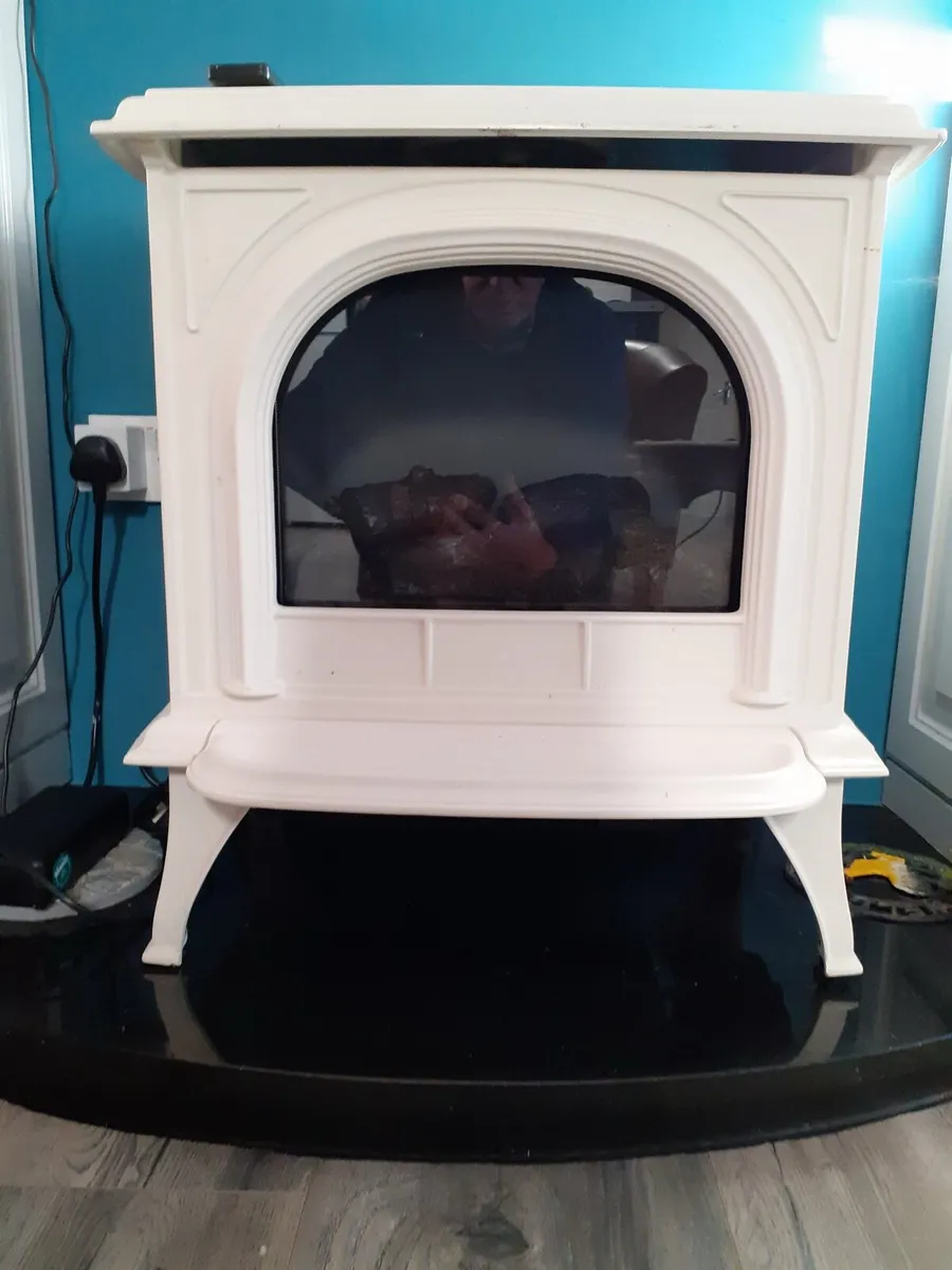 Gazco Huntingdon 30 Electric Stove - Image 3