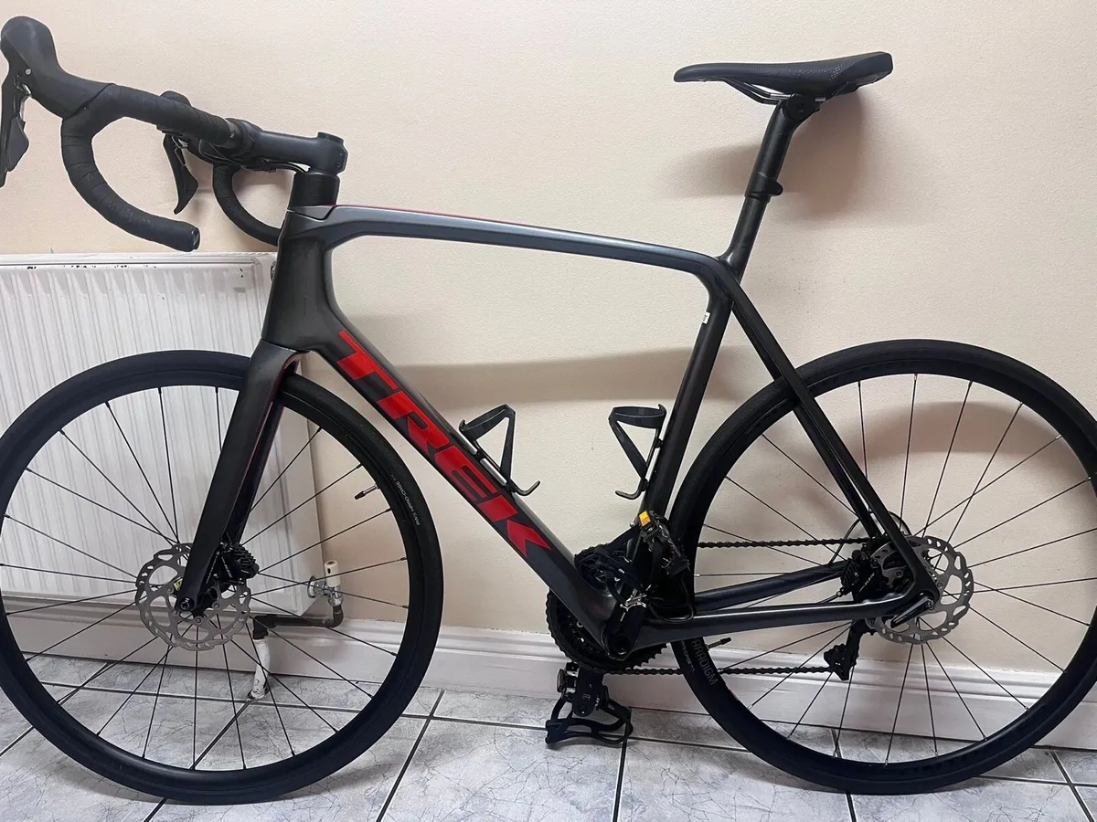 Trek Emonda SL5 - Image 1