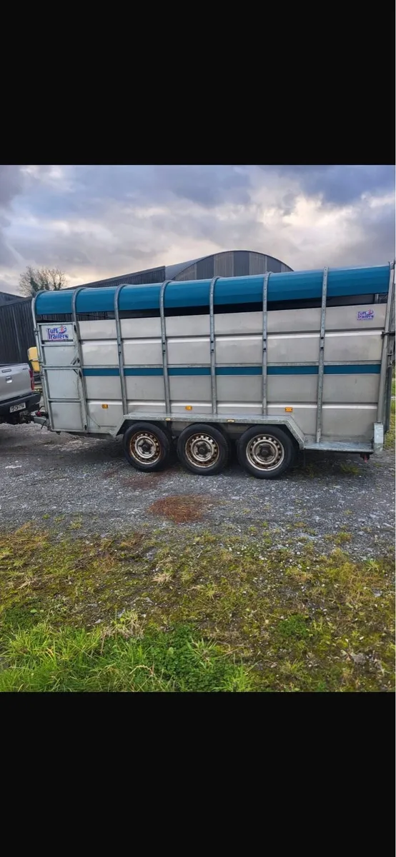 Cattle trailer - Image 1