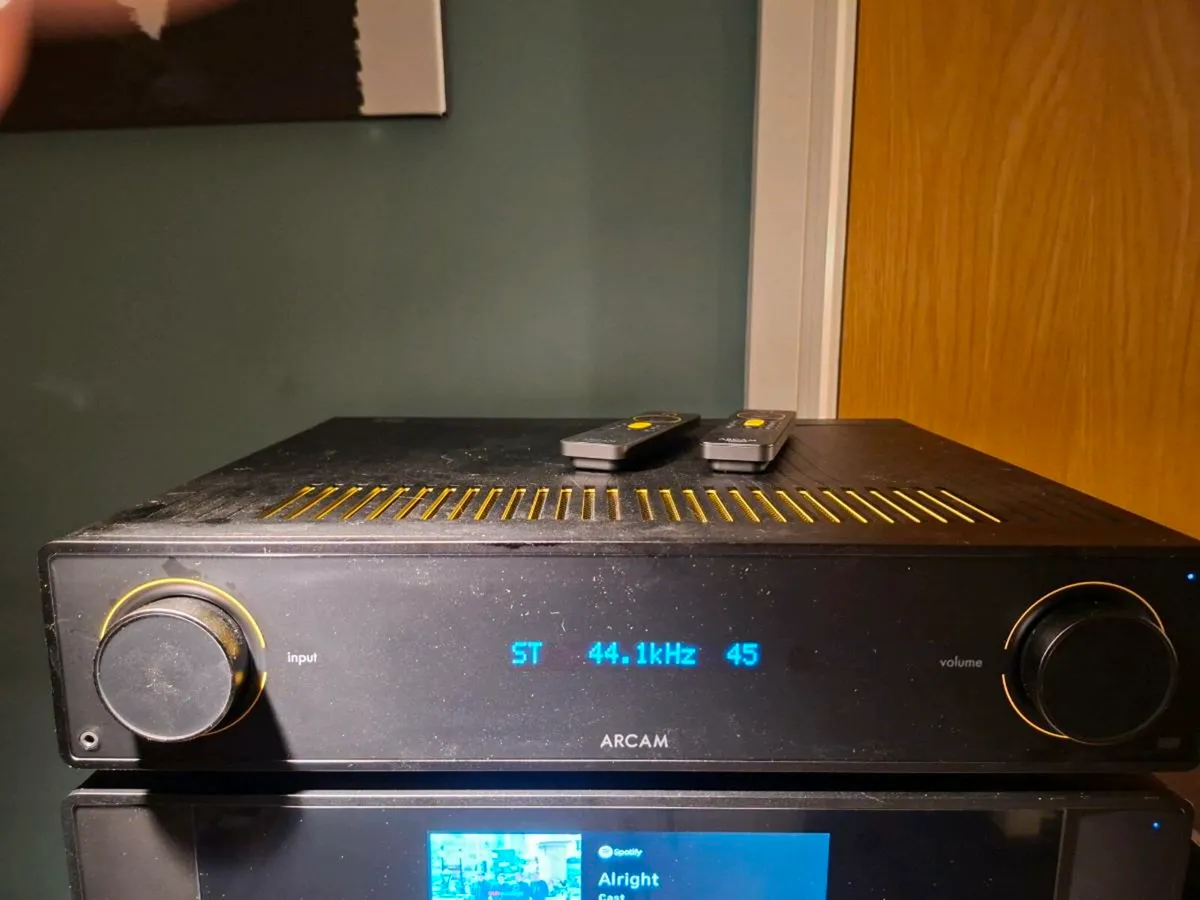 Arcam A15 Amplifier - Image 2
