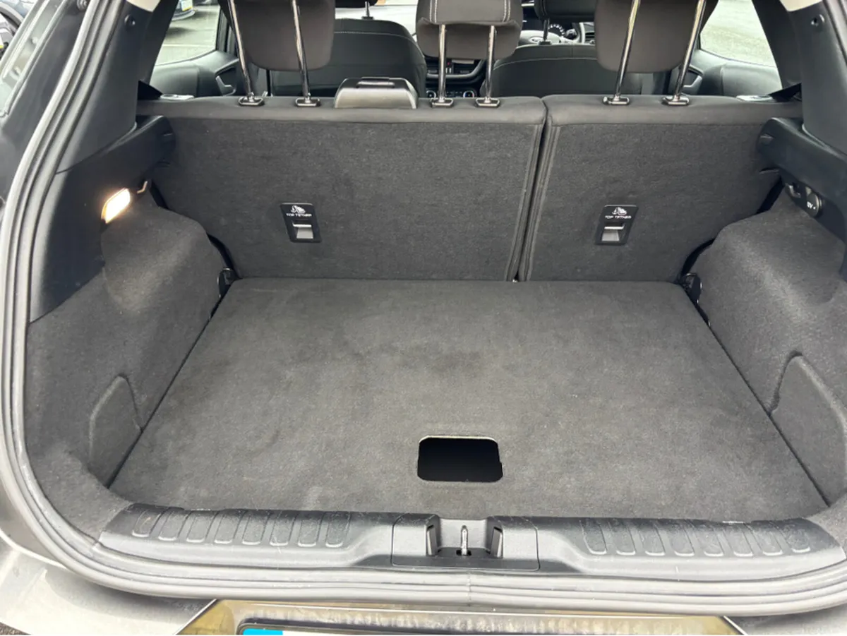 Ford Puma TITANIUM 5DR 1.0T 125 MHEV - Image 3