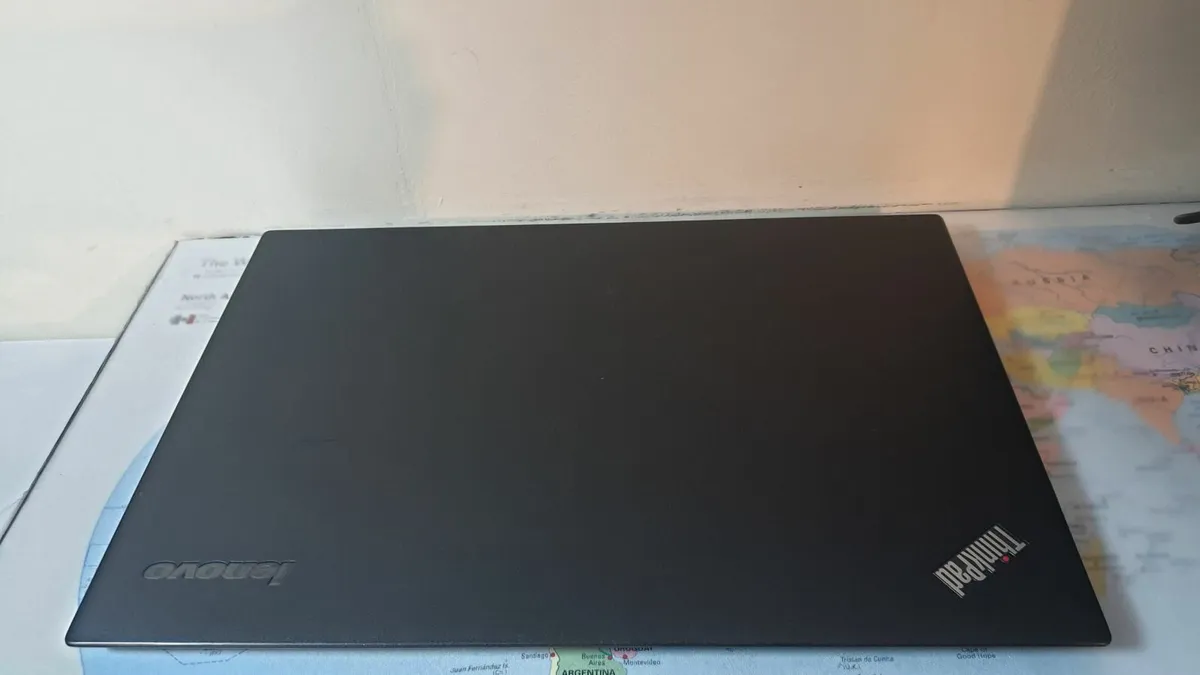 Lenovo ThinkPad X1 Carbon Gen 2 i5 8/120GB SSD Lap - Image 2